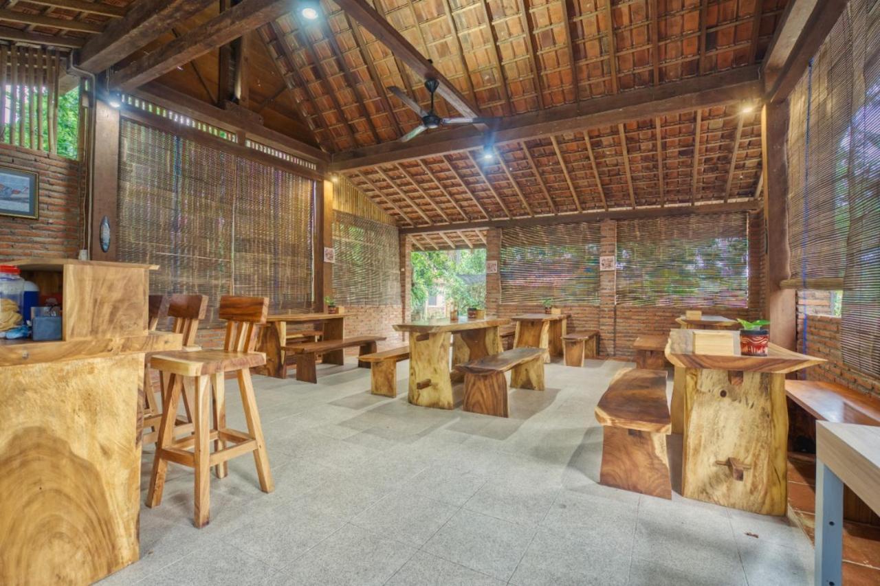 Bata Merah Homestay Banyuwangi  Exterior photo