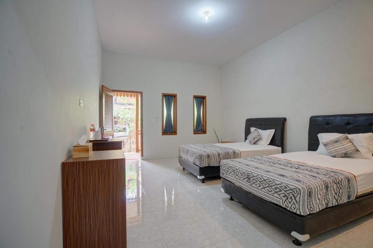 Bata Merah Homestay Banyuwangi  Exterior photo