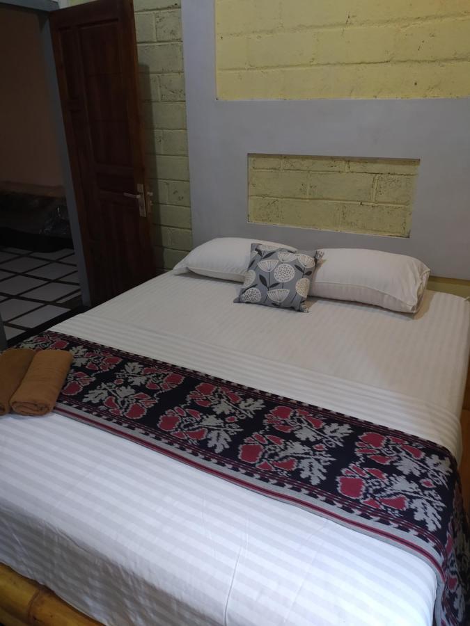 Bata Merah Homestay Banyuwangi  Exterior photo